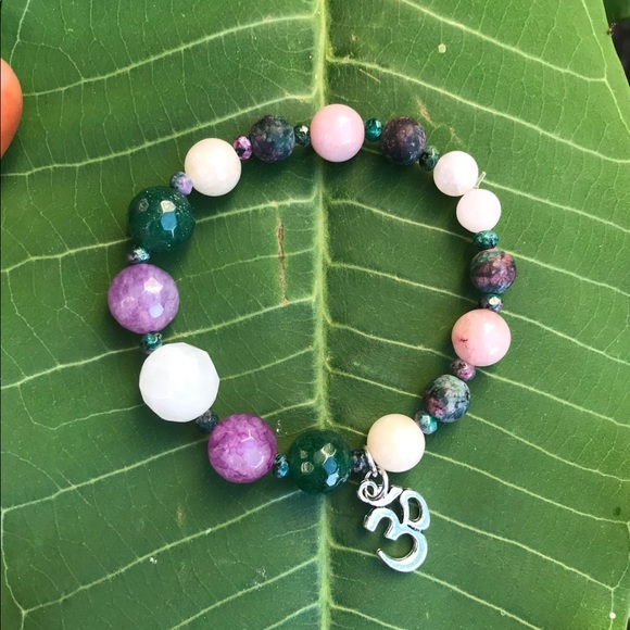 Jewelry - Love☀️Friendship☀️Harmony